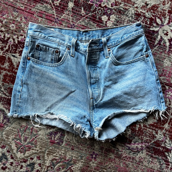 LEVI denim shorts! - Picture 1 of 2
